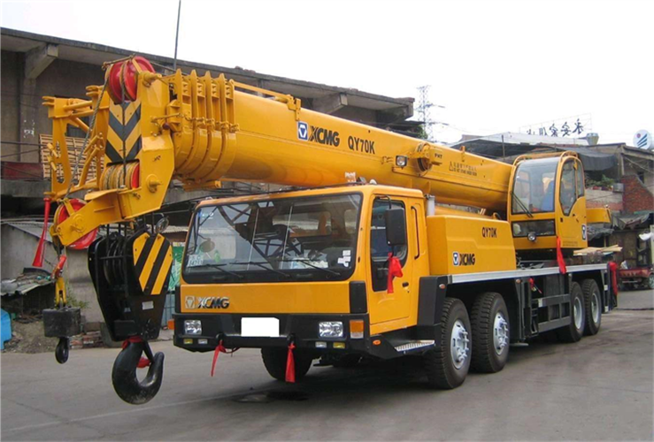 丽江市吊车出租选择重点