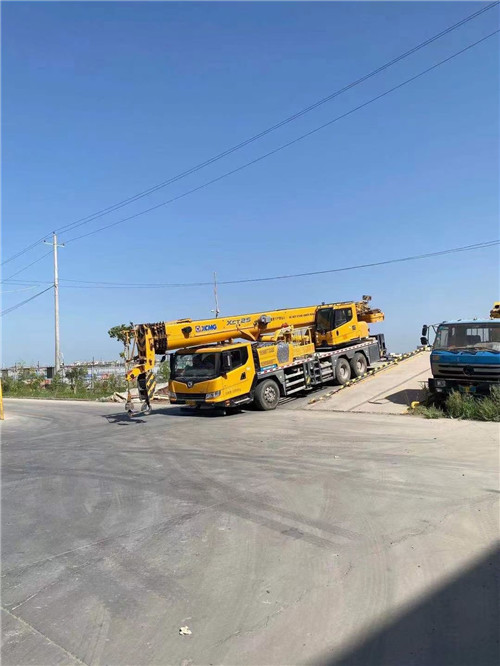 丽江市吊车作业时，可能会产生哪些额外收费项目？